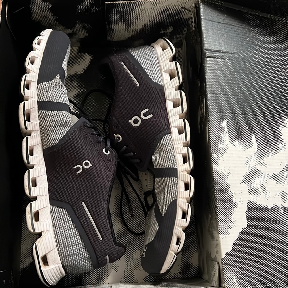 ON Running Cloud Shoes